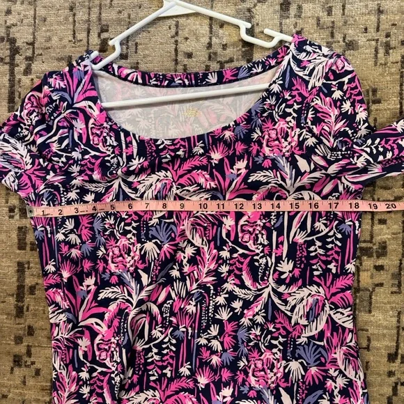 Lilly Pulitzer long sleeved dress. Size Large - Picture 4 of 5